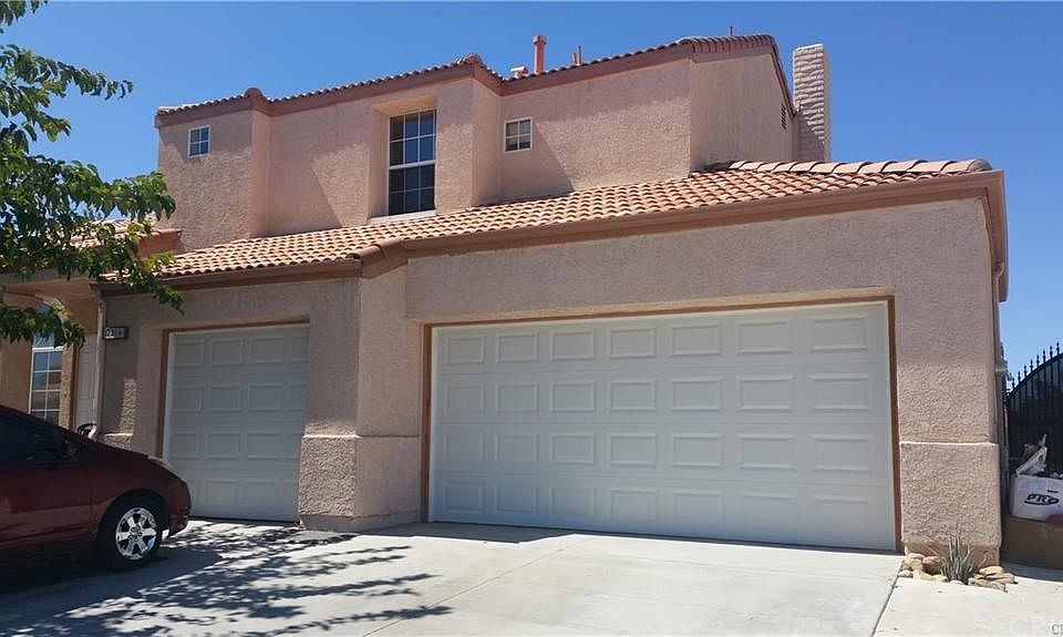 1st image of 12366 Stillwater Dr