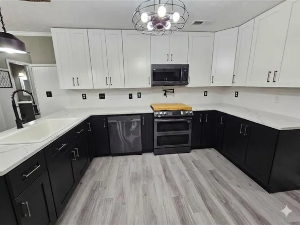 855 John Ct, Lawrenceville, GA 30046