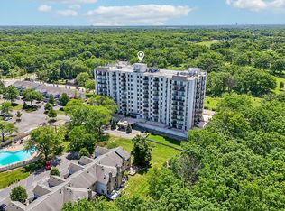 190 S Wood Dale Rd APT 1105, Wood Dale, IL 60191