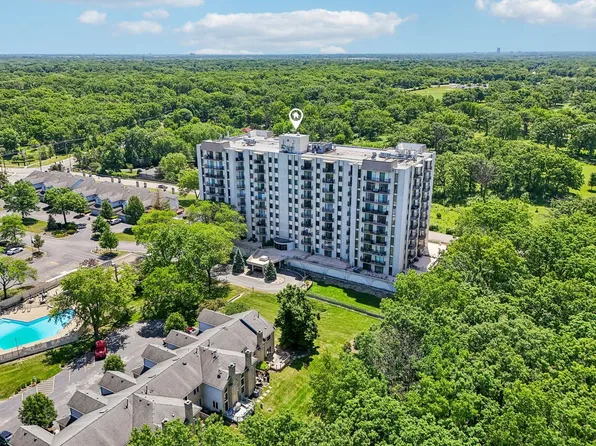 190 S Wood Dale Rd APT 1105, Wood Dale, IL 60191