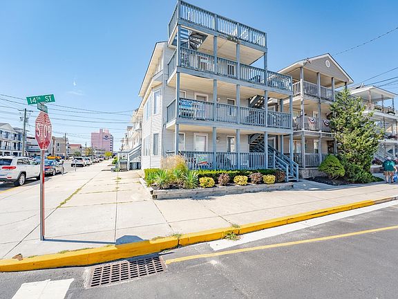 2nd image of 612 E 14th St #3