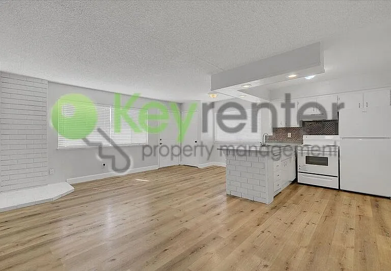 5731 Blachly Way #4 — Photo 6