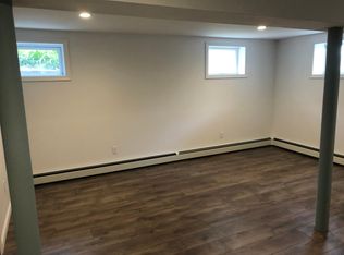 15 Commack Rd, Sound Beach, NY 11789