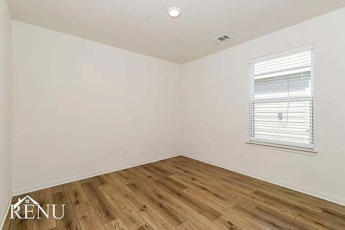 329 Sunnymeade Ln — Photo 16