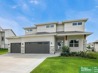 19952 Cinnamon St, Omaha, NE 68135