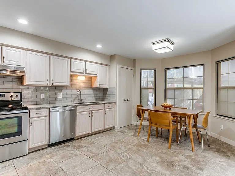 7711 Callaghan Rd #301 — Photo 17