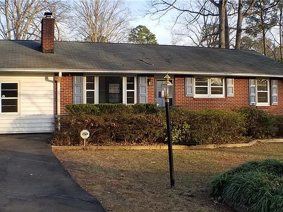 2nd image of 807 Penola Dr