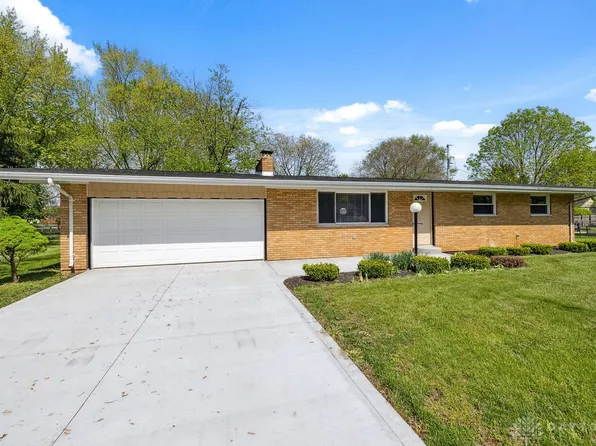 4130 Chalfant Dr, Medway, OH 45341