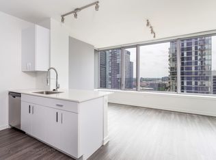 1254 N La Salle Dr #S, Chicago, IL 60610