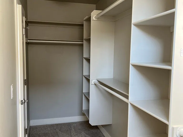 Spacious walking closet