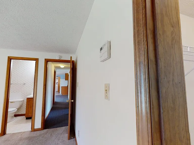 975 Murray Ln — Photo 6