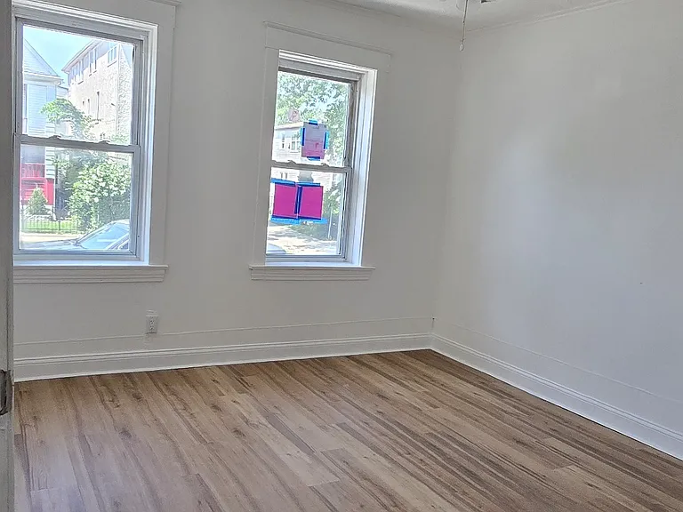 145 N 21st Ave #1 — Photo 6