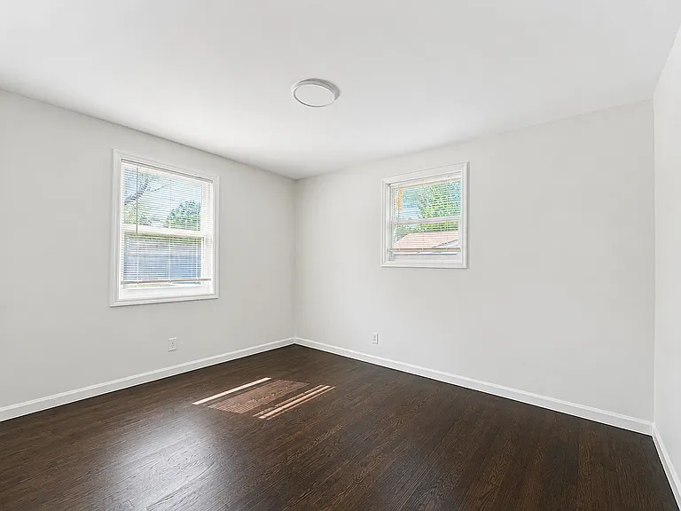 357 Tomentosa Dr — Photo 7
