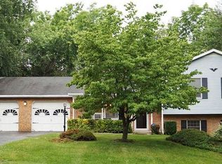 374 Tuscawilla Dr, Charles Town, WV