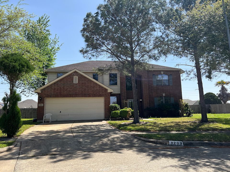 1st image of 3203 Woods Canyon Ct