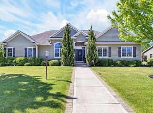 2707 Rolling Meadows Dr, Sheboygan, WI 53083
