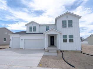 2192 E Granite Ln, Eagle Mountain, UT 84005