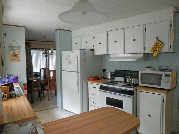 5th image of 34991 Oak Dr