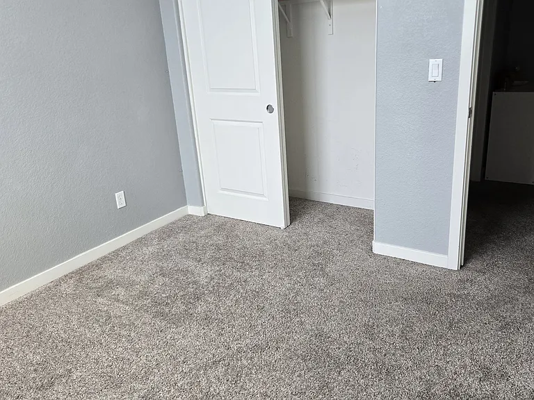 3838 E Commerce Way — Photo 14