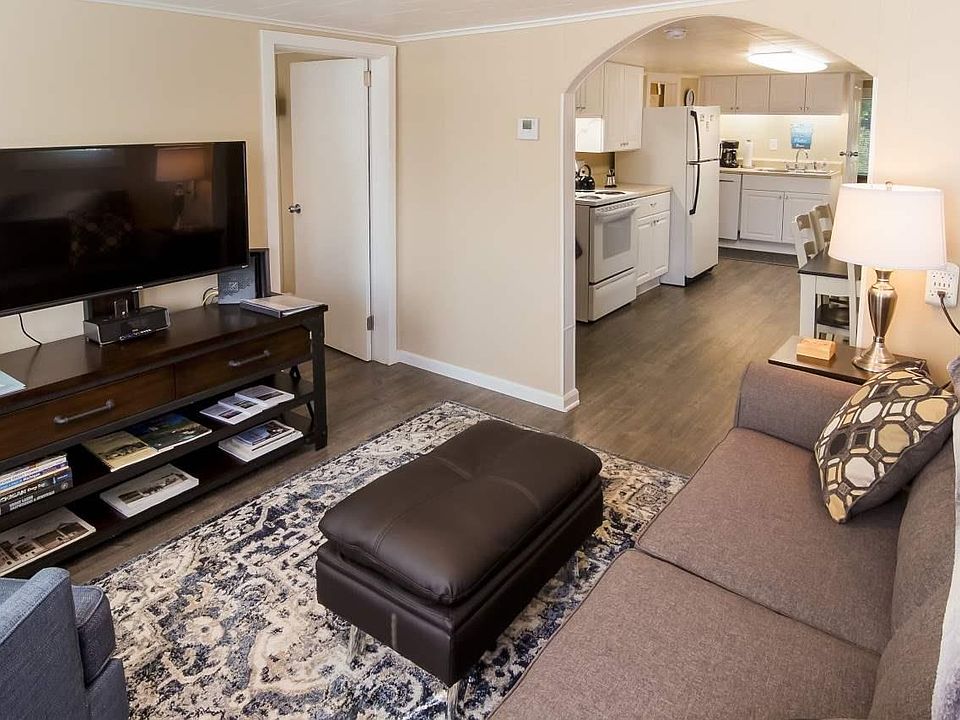 361 Crapo St, Elberta, MI 49628 Zillow