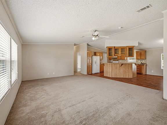 2nd image of 1402 County Road 185