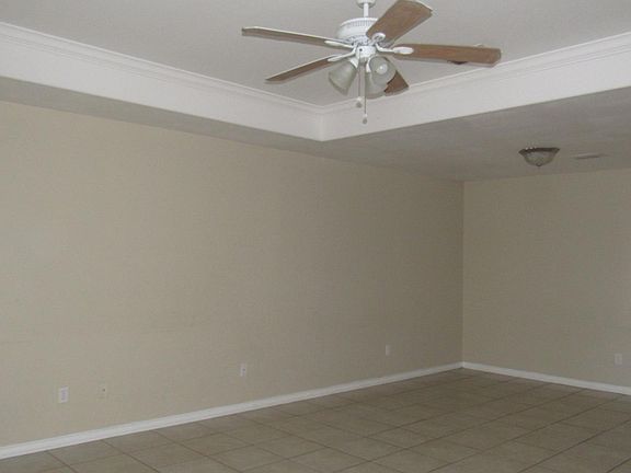 2nd image of 309 Easy Cir #B