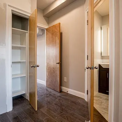 Rented by Nooklyn NYC LLC | media 19