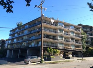 7050 Lincoln Park Way SW #102, Seattle, WA 98136