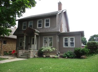 7037 Aetna Ct, Wauwatosa, WI 53213