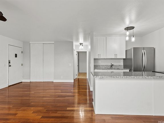 3rd image of 84-707 Kiana Pl APT 103B
