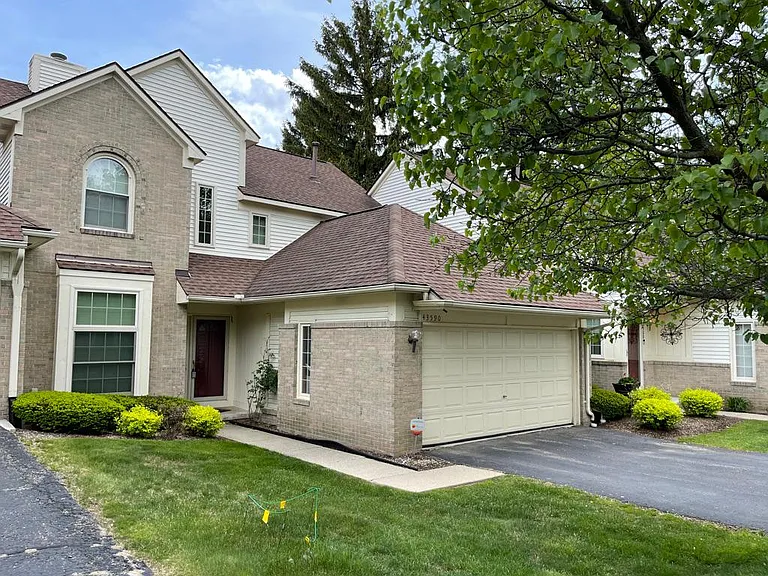 43590 Wendingo Ct — Photo 1