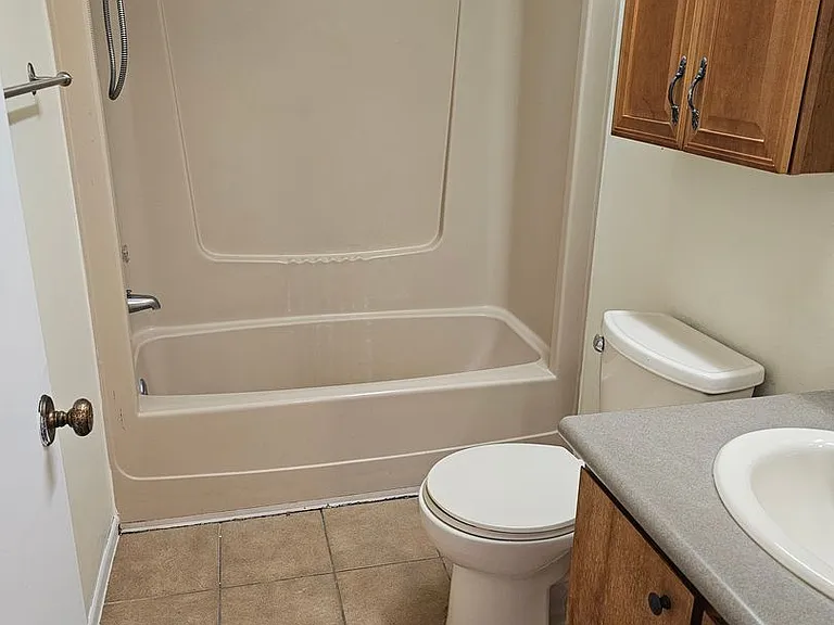 59 Knollwood Cir — Photo 21