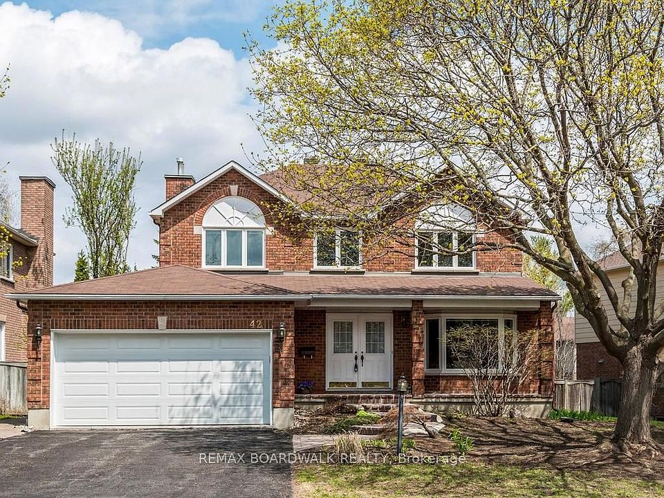 1st image of 42 Slade Cres
