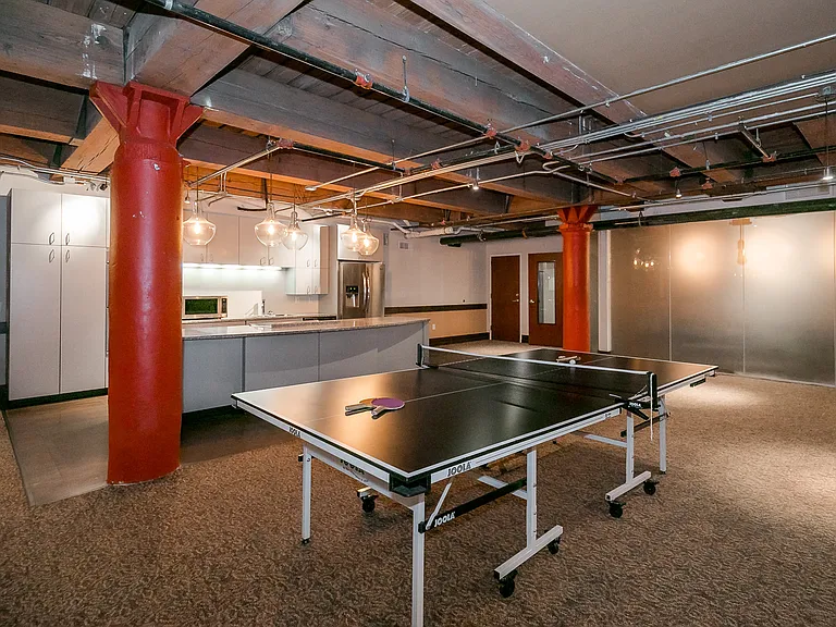 Lucas Place Lofts — Photo 7
