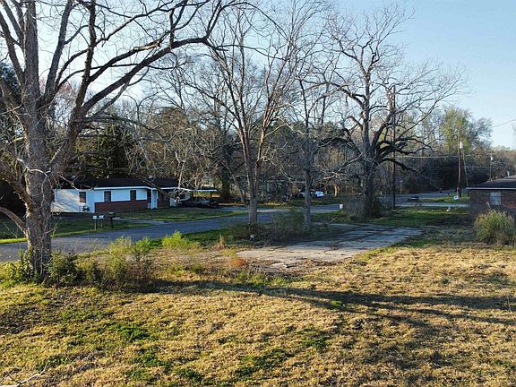 4th image of 14321 Sparkle Ave