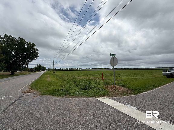 3rd image of 8950 Bishop Rd