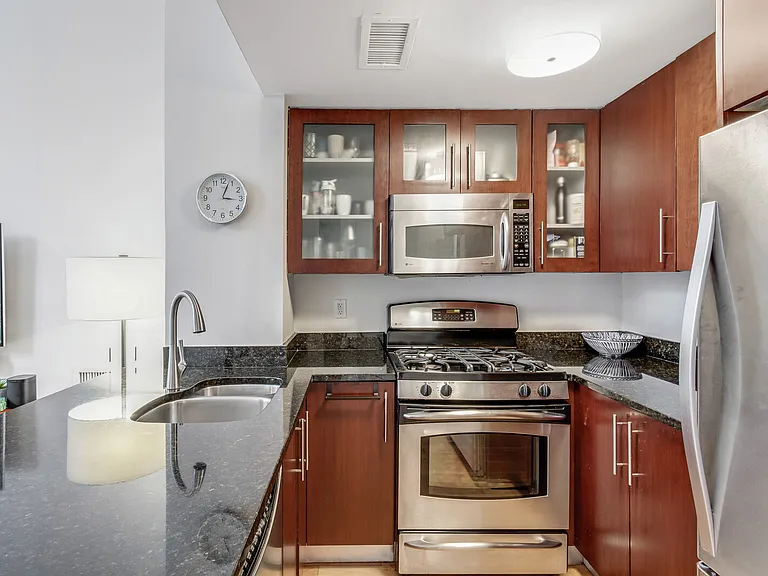 57 Maspeth Ave #1A — Photo 12