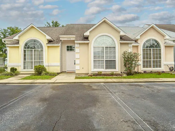 1356 Redwood Ln, Gulf Breeze, FL 32563