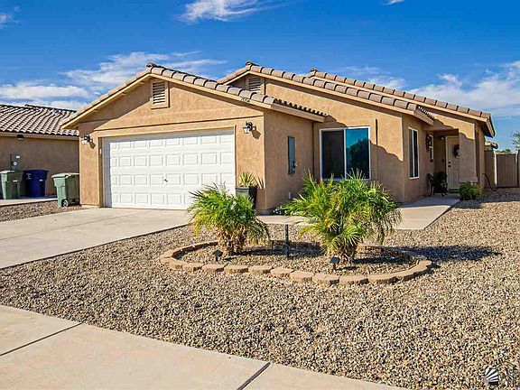 2nd image of 7054 E 38th Pl