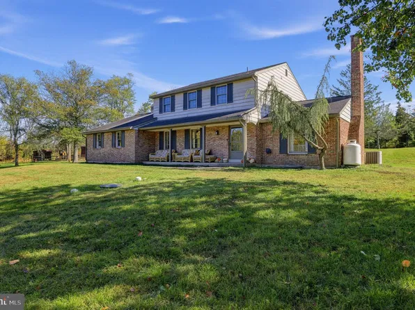 187 Amity Park Rd, Douglassville, PA 19518