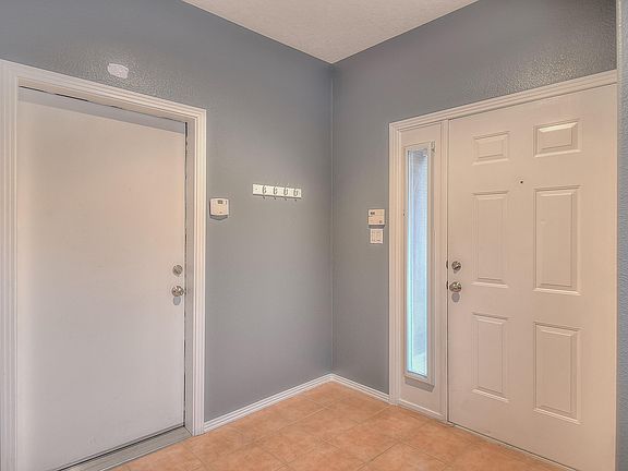 4th image of 5611 Bosque Vista Dr NE