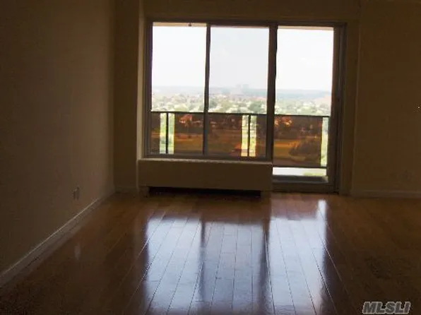 110-11 Queens Boulevard image 1 of 16