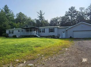 156 Middle Oxbow Rd, Hinsdale, NH 03451