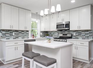 13325 Findlay Ave, Apple Valley, MN 55124