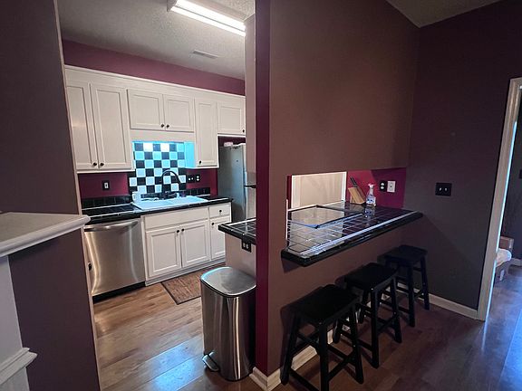 5th image of 13607 Boca Cir SE