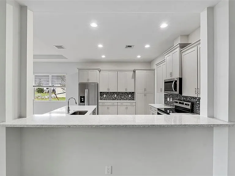5218 Liberty Ln — Photo 10
