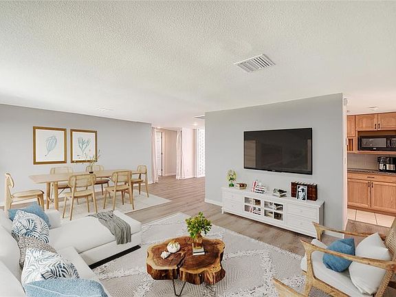 5th image of 3271 Geneva Rd