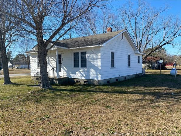 233 N Broadridge Rd, Orrum, NC 28369