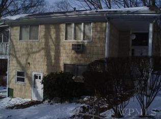 123 Juniper Hill Rd, White Plains, NY 10607