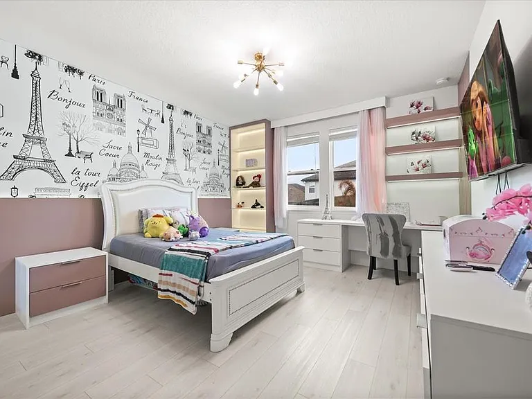 8109 Ludington Cir — Photo 36